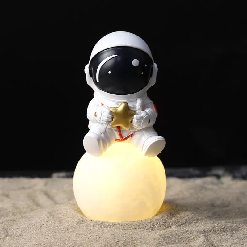 Lámpara led astronauta en la luna